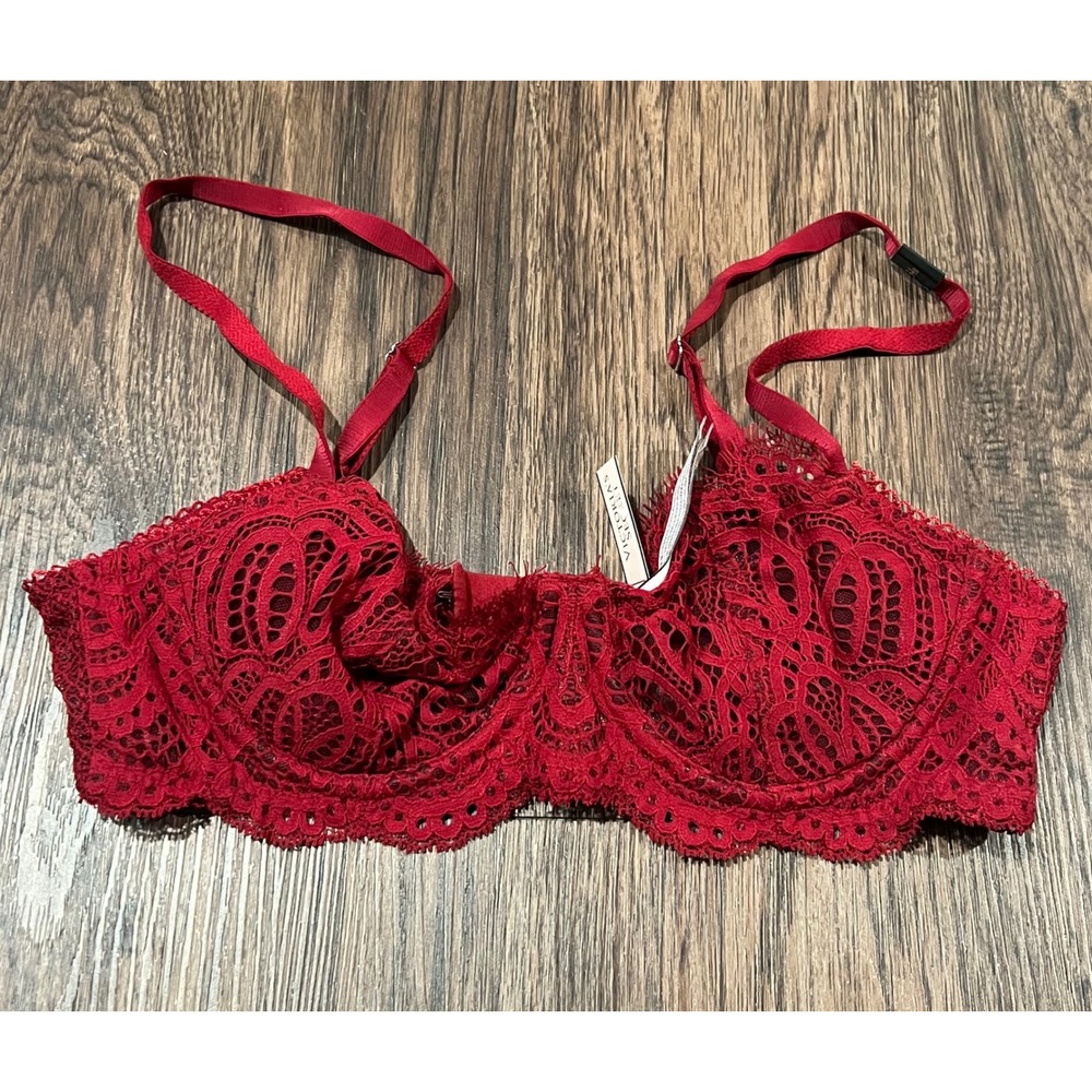 Victorias Secret Dream Angels Red Lace Push Up Without Padding Bra 34B NWT